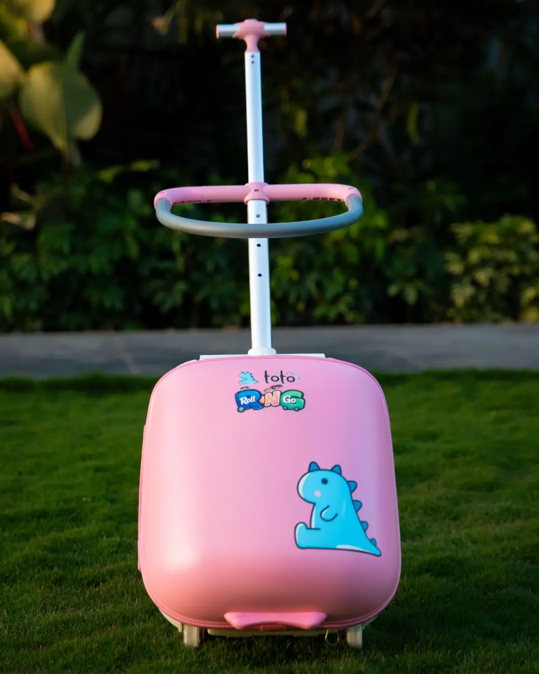 Toto Baby Care Roll N Go – Kids Ride-on Suitcase (3–7 Years) - Pink - Image 3