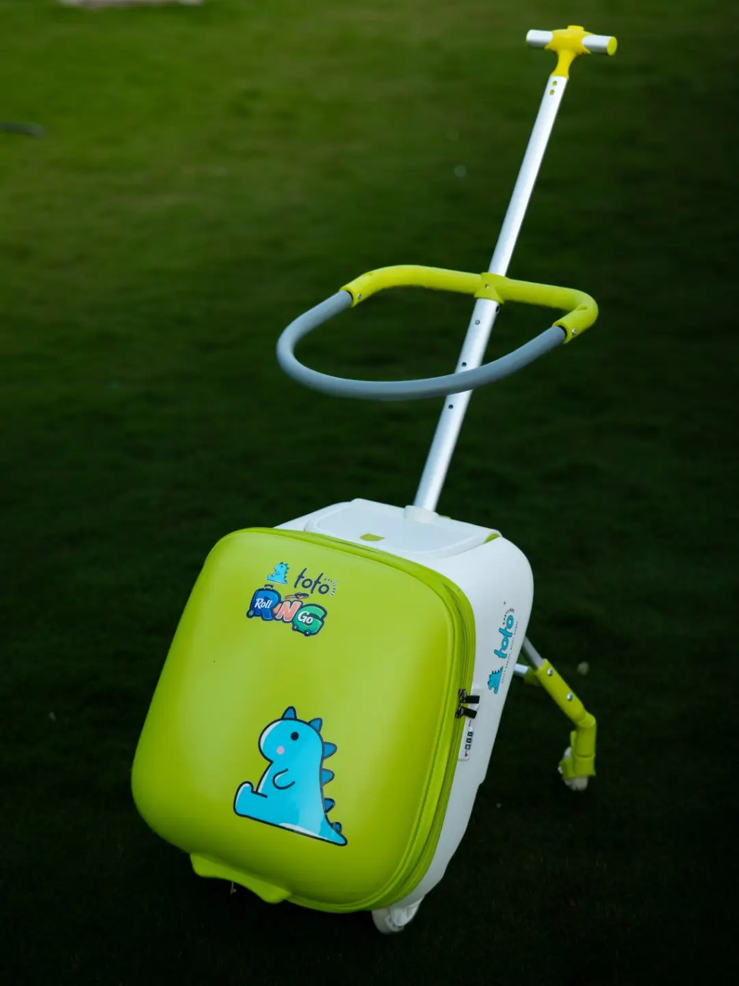 Toto Baby Care Roll N Go – Kids Ride-on Suitcase (3–7 Years) - Green